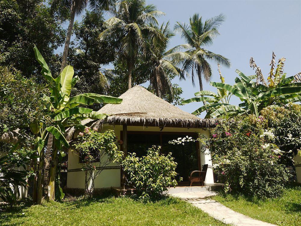Le Flamboyant Resort Kep Eksteriør billede
