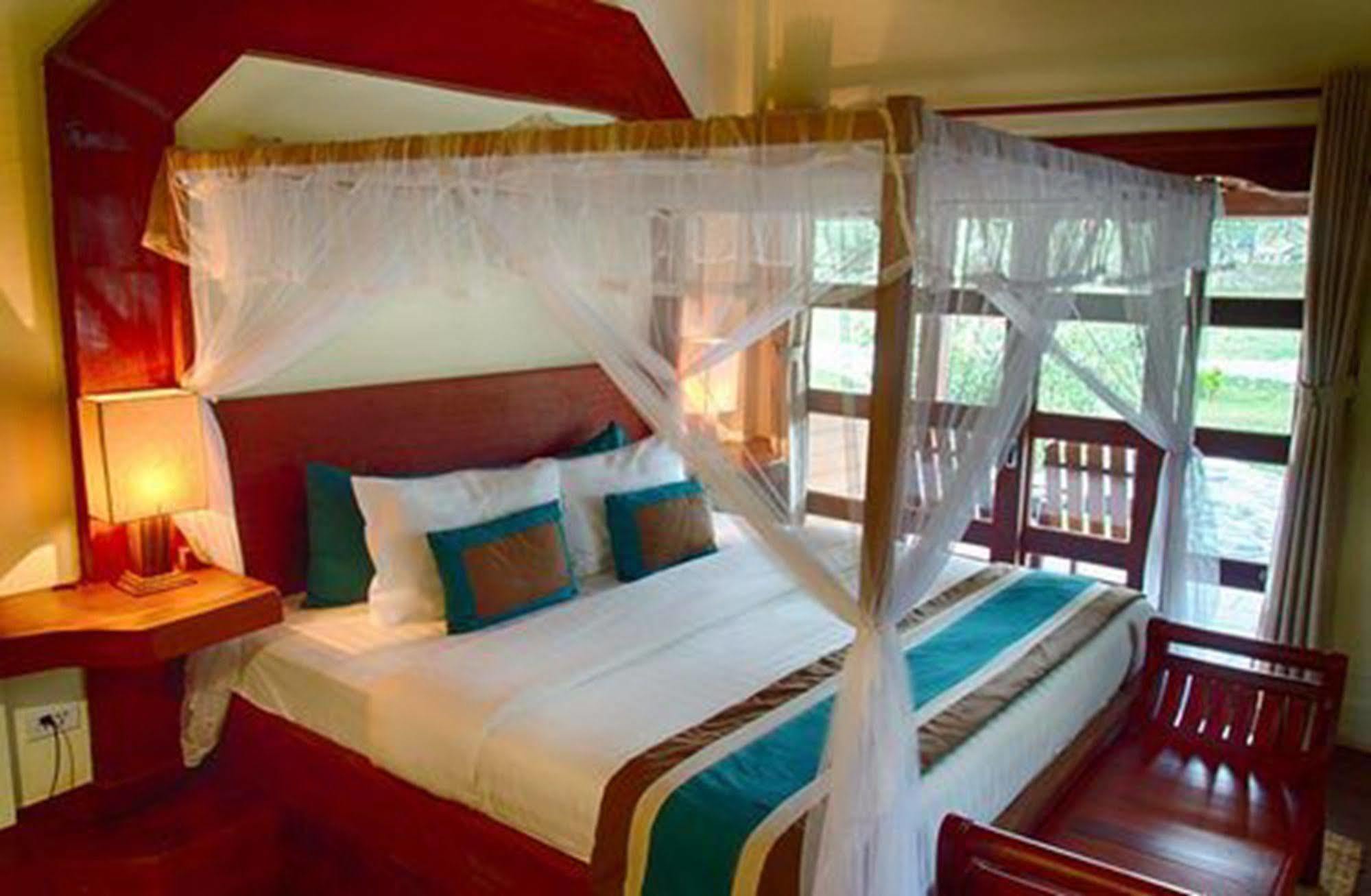 Le Flamboyant Resort Kep Eksteriør billede